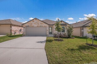 13129 Needle Grass in San Antonio, TX - Building Photo