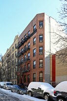 Fania Gersham in New York, NY - Building Photo