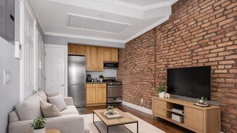 521 E 5th St, Unit 4B in New York, NY - Building Photo