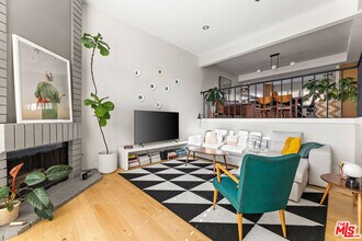 4608 Glencoe Ave in Marina Del Rey, CA - Building Photo - Building Photo