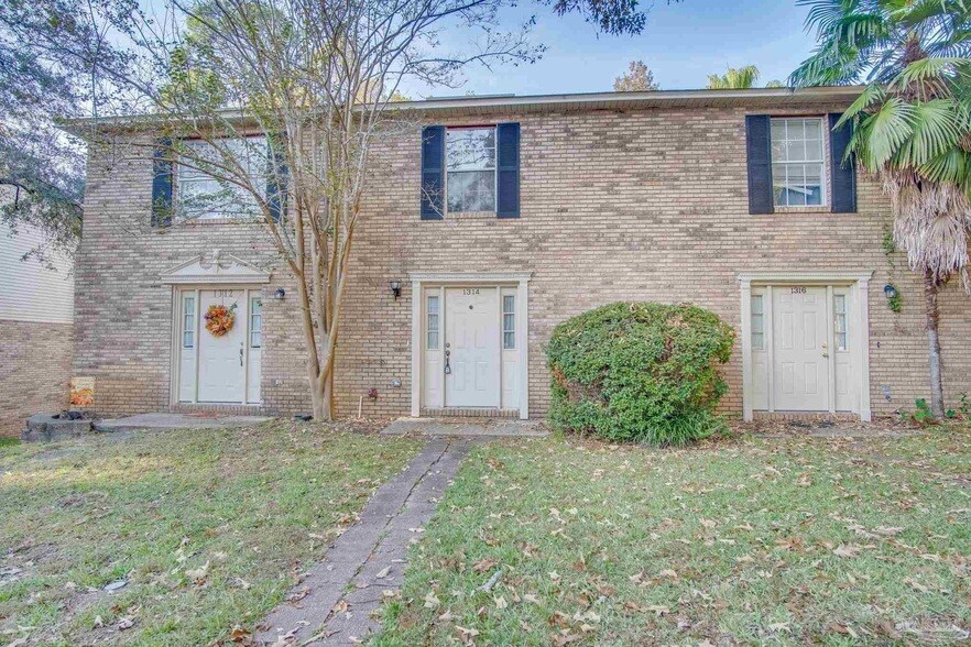 1314 Foxborough Dr in Pensacola, FL - Building Photo
