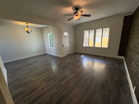 3747 W 115th St in Hawthorne, CA - Building Photo