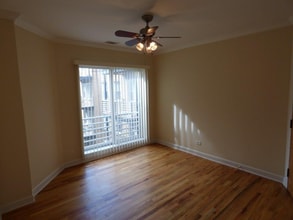 4606 N Monticello Ave, Unit 3S in Chicago, IL - Foto de edificio - Building Photo