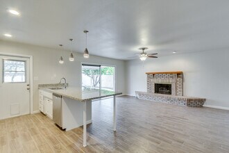 1960 E Fremont Dr in Tempe, AZ - Building Photo - Building Photo