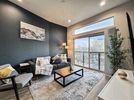 2908 Indiana St, Unit ID1285558P in Dallas, TX - Building Photo