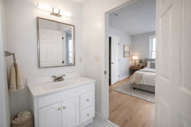 502 Somerville Ave in Somerville, MA - Foto de edificio - Building Photo