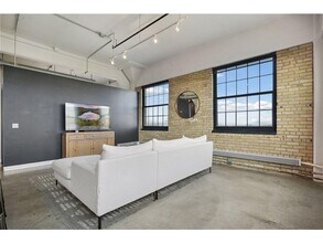 730 Stinson Blvd NE in Minneapolis, MN - Building Photo - Building Photo