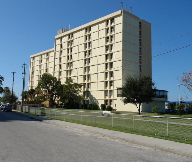 Jefferson Center in Sarasota, FL - Building Photo - Building Photo