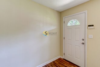 7438 Jade Dr N in Jacksonville, FL - Building Photo - Building Photo