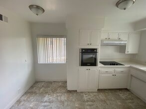 637 Fairview Ave in Arcadia, CA - Building Photo - Building Photo