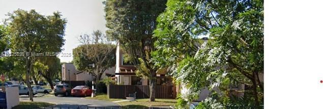 property at 685 W Park Dr