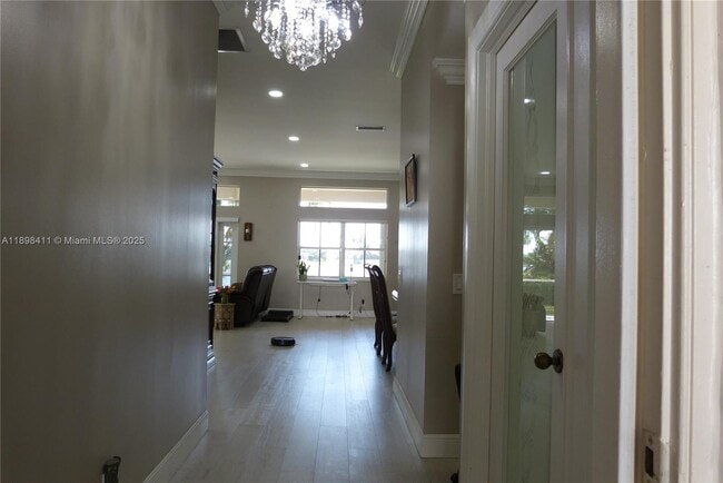 1096 Fairfield Meadows Dr in Weston, FL - Building Photo - Building Photo