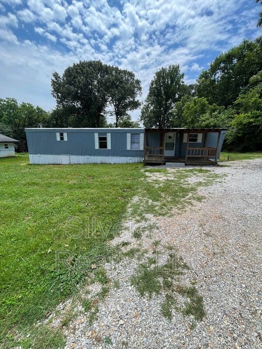 127 Co Rd 79 in Riceville, TN - Building Photo