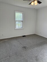 1505 Kirkwood Blvd in Davenport, IA - Building Photo - Building Photo