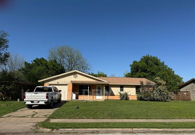 property at 2605 Lasalle Dr