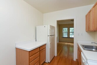 4316 N Francisco Ave, Unit 1 in Chicago, IL - Building Photo - Building Photo