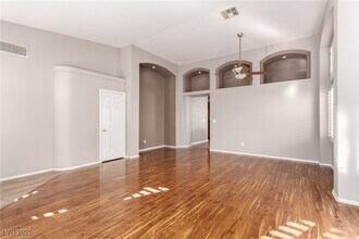 9424 Cloudcroft Ave in Las Vegas, NV - Building Photo - Building Photo