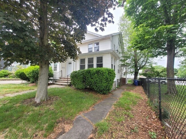 15 West St in Braintree, MA - Building Photo - Building Photo