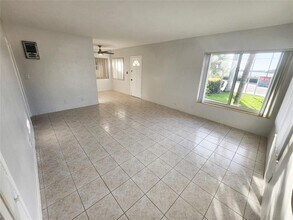 505 S Ocean Dr in Hollywood, FL - Building Photo - Building Photo