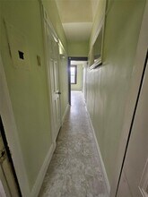 180 Jericho Tpke in Floral Park, NY - Building Photo - Building Photo