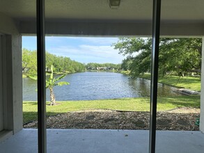 1250 Olde Bailey Ln in Melbourne, FL - Building Photo - Building Photo