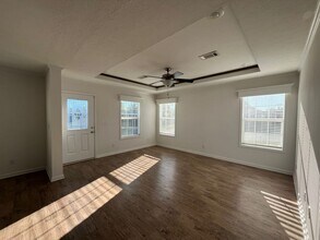 171 Eland Dr in North Fort Myers, FL - Building Photo - Building Photo