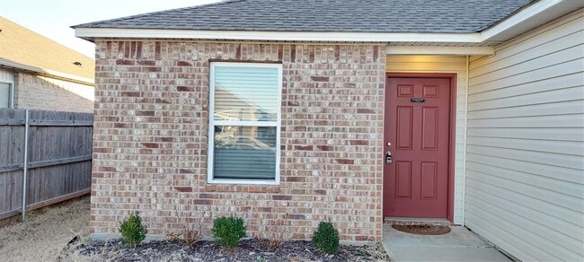 11604 NW 95th St in Yukon, OK - Building Photo - Building Photo