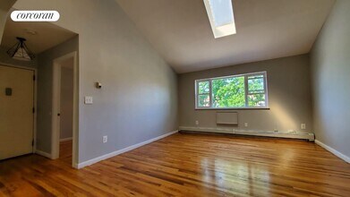 364 Huntington Ave in Bronx, NY - Building Photo - Building Photo