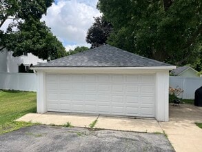 217 N 6th St, Unit Unit2 in Geneva, IL - Building Photo - Building Photo