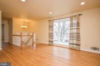 12110 Portree Dr in Rockville, MD - Building Photo - Building Photo