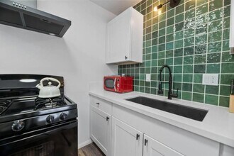 560 Edgemoor Rd-Unit -560 Edgemoor #5 in Big Bear Lake, CA - Building Photo - Building Photo