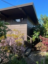 1216 Spruce St, Unit 1216-1/2SpruceS in Berkeley, CA - Foto de edificio - Building Photo