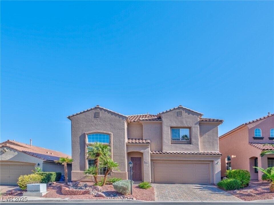 10737 Hunter Mountain Ave in Las Vegas, NV - Building Photo
