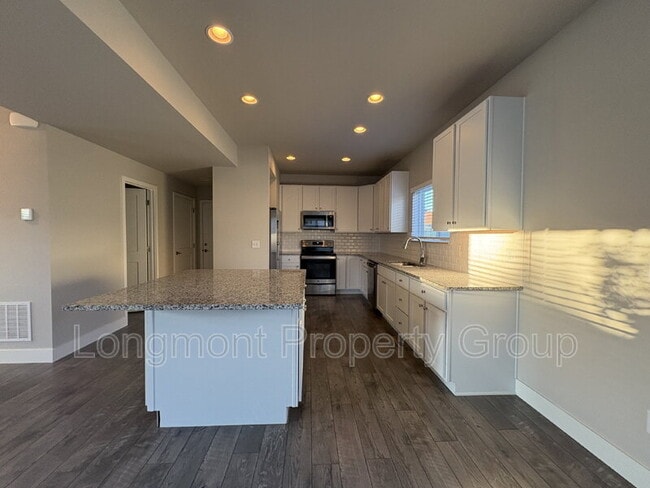 1322 Johnston Ct in Longmont, CO - Building Photo - Building Photo