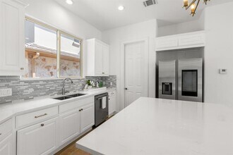2800 Waymaker Way in Austin, TX - Building Photo - Building Photo