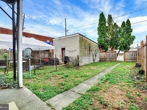 153 W Jackson St, Unit 2 in York, PA - Foto de edificio - Building Photo