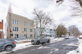 1913 17th St SE in Washington, DC - Building Photo - Building Photo