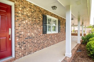 7421 Roberts Rd in Cary, NC - Building Photo - Building Photo