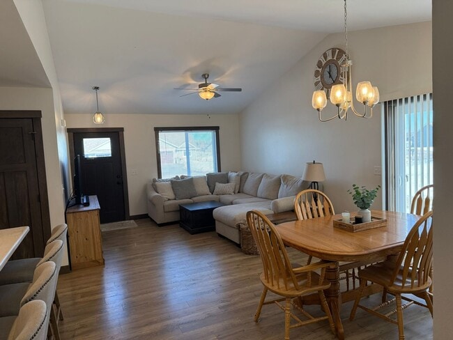 20265 62nd Ave in Chippewa Falls, WI - Building Photo - Building Photo