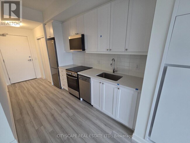 51 Clarington Blvd in Bowmanville, ON - Building Photo - Building Photo