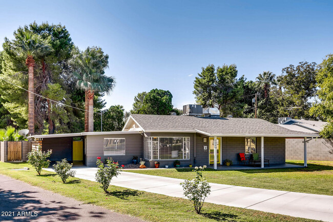 property at 1049 E Colter St