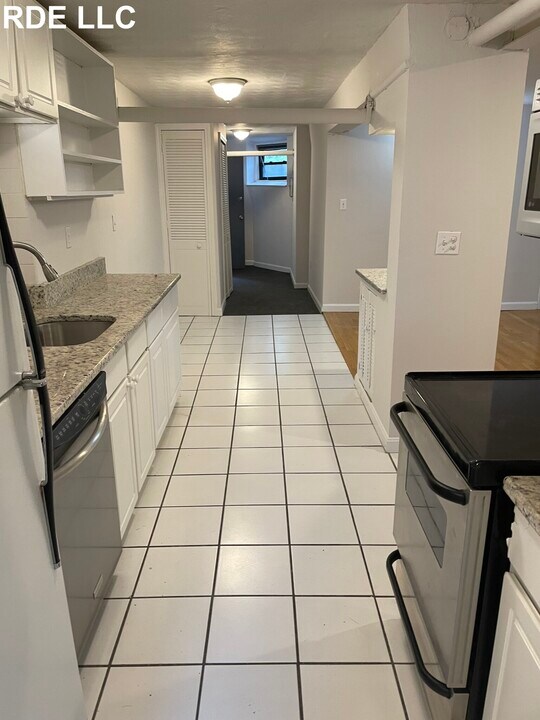 83 Pleasant St, Unit B in Brookline, MA - Building Photo