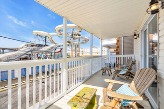 28 Bay Ave in Keansburg, NJ - Building Photo - Building Photo