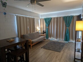 1063 Lower Main St-Unit -401 in Wailuku, HI - Building Photo - Building Photo