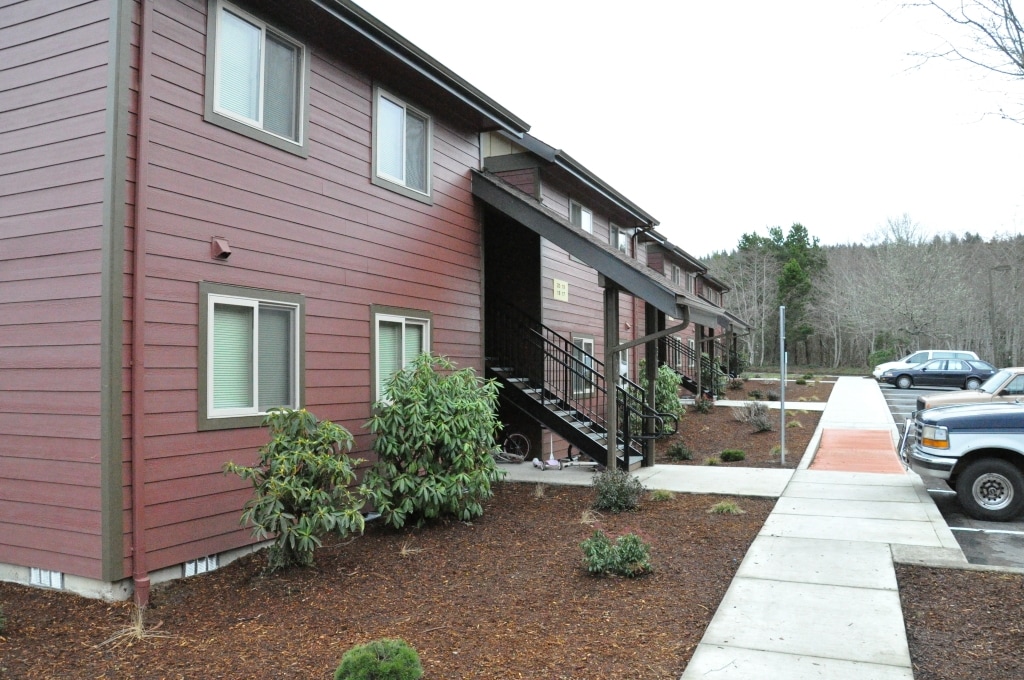 Spyglass Apartments in Lincoln City, OR - Building Photo