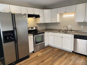 8225 Impala Ct in Pensacola, FL - Building Photo - Building Photo