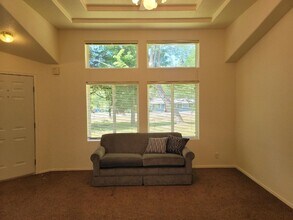 10720 Central Valley Rd NE in Poulsbo, WA - Building Photo - Building Photo