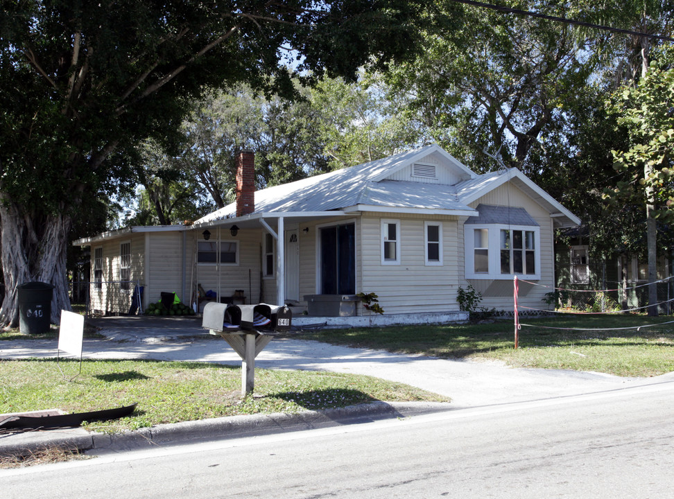 640 Marsh Ave in Ft. Myers, FL - Foto de edificio