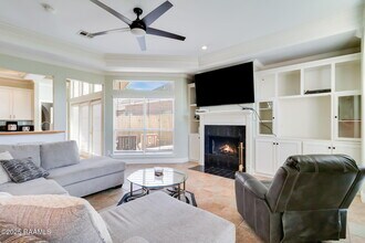 141 Kingspointe Cir in Lafayette, LA - Building Photo - Building Photo