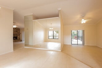 14374 Crowberry Ct in Wellington, FL - Building Photo - Building Photo
